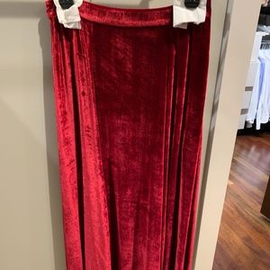 Alice + Olivia Red merlot velvet Maxi skirt Size 6
